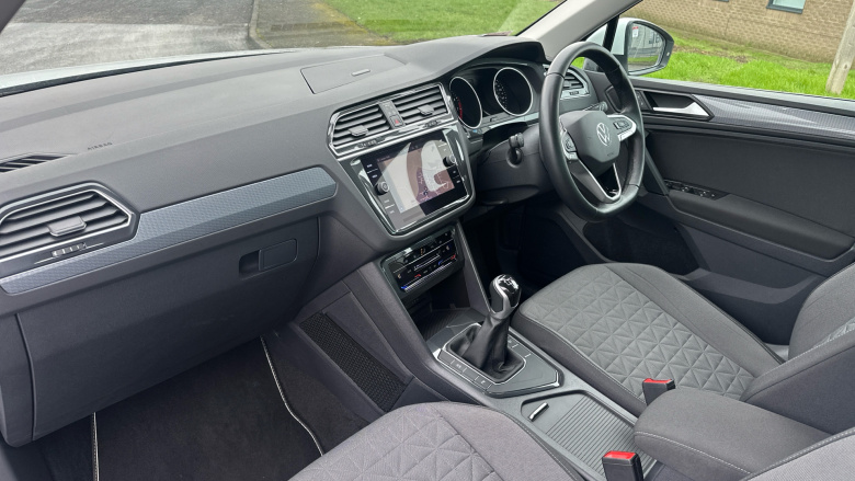 Volkswagen Tiguan 1.5 TSI 150 Life 5dr Petrol Estate